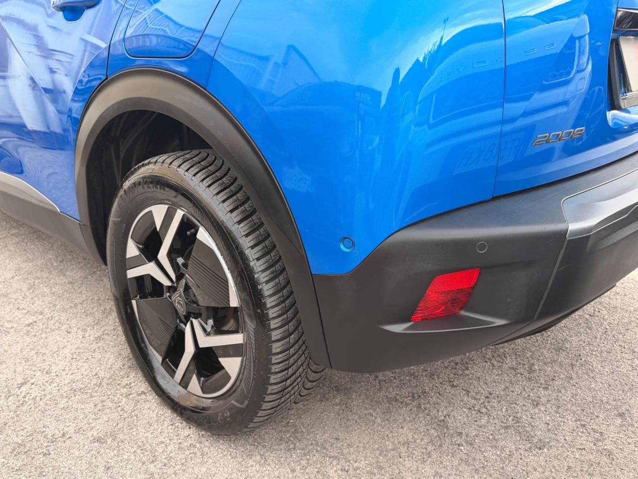 Peugeot 2008 1.5 BlueHDi 130 EAT8 Allure navi cockpit