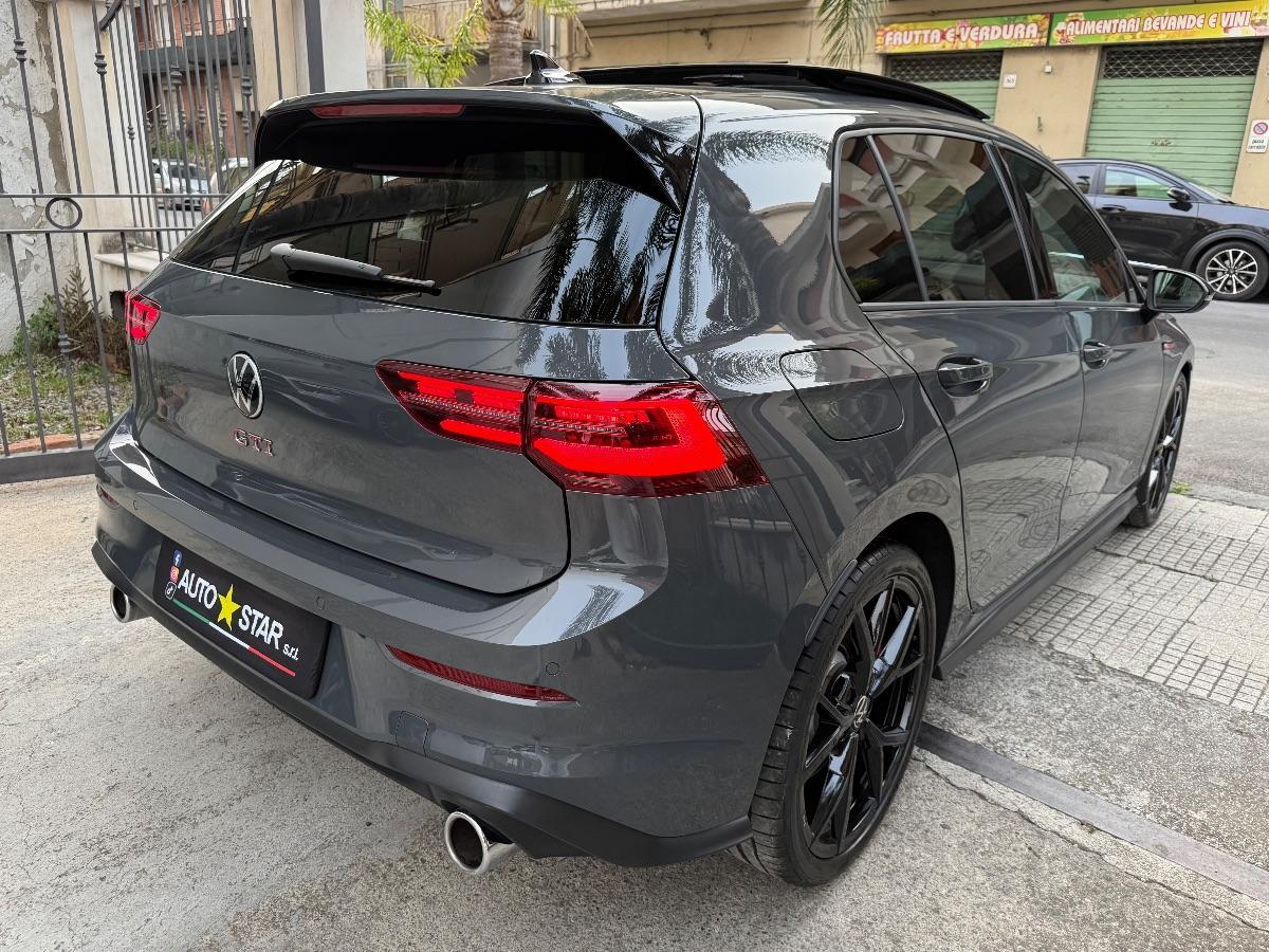 Volkswagen Golf 8 GTI 2.0 TSI 245 CV