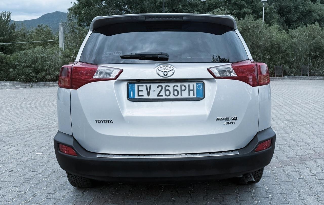 Toyota RAV 4 RAV4 2.0 D-4D 4WD Lounge