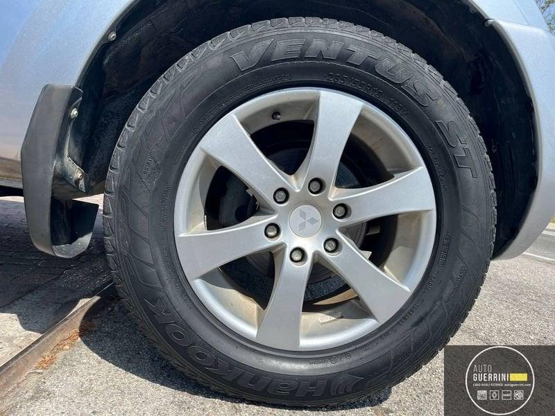 Mitsubishi Pajero Pajero 2.5 TDI 3p. Invite Dakar