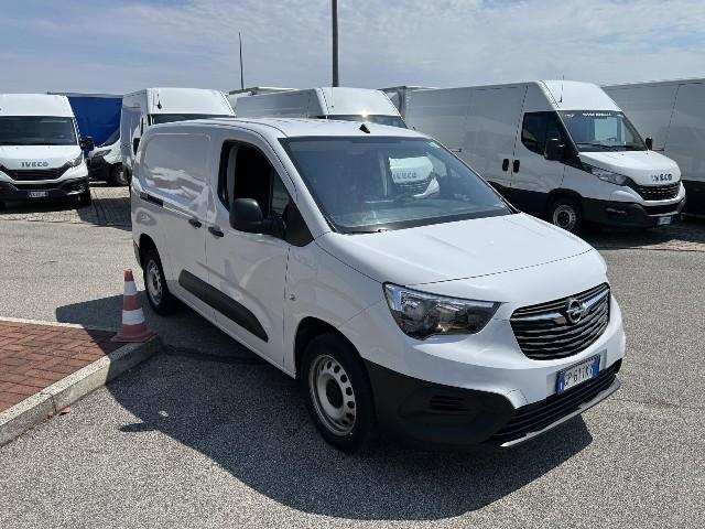 Opel COMBO L2 130