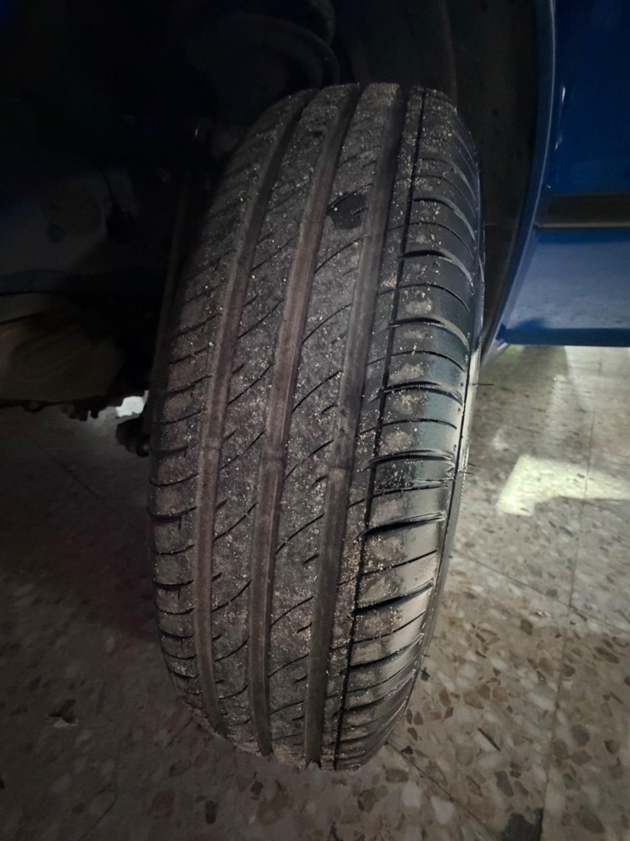 Fiat Panda 1.2 Emotion 100 mila KM