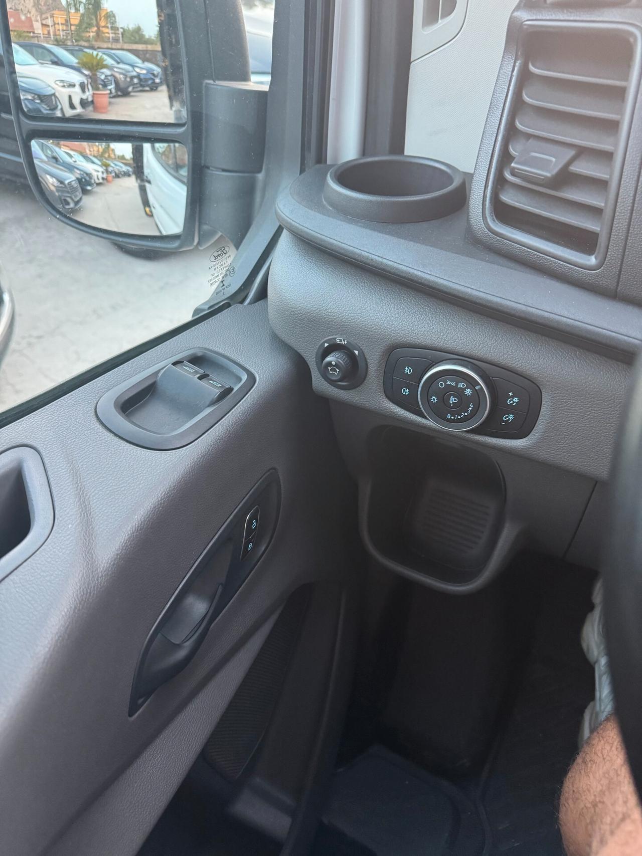 Ford Transit Ribaltabile 35q soli 28.000 km pari al nuovo