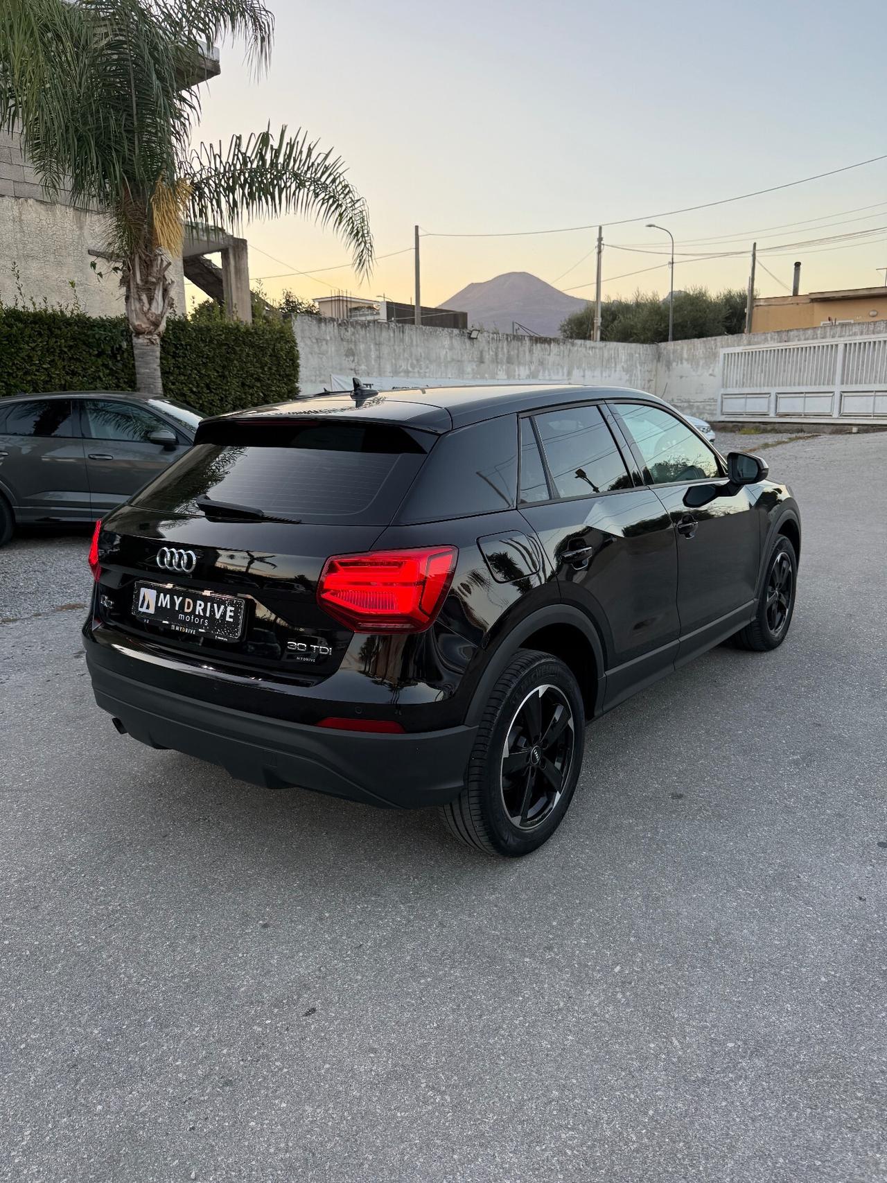 Audi Q2 30 TDI S tronic Business Design