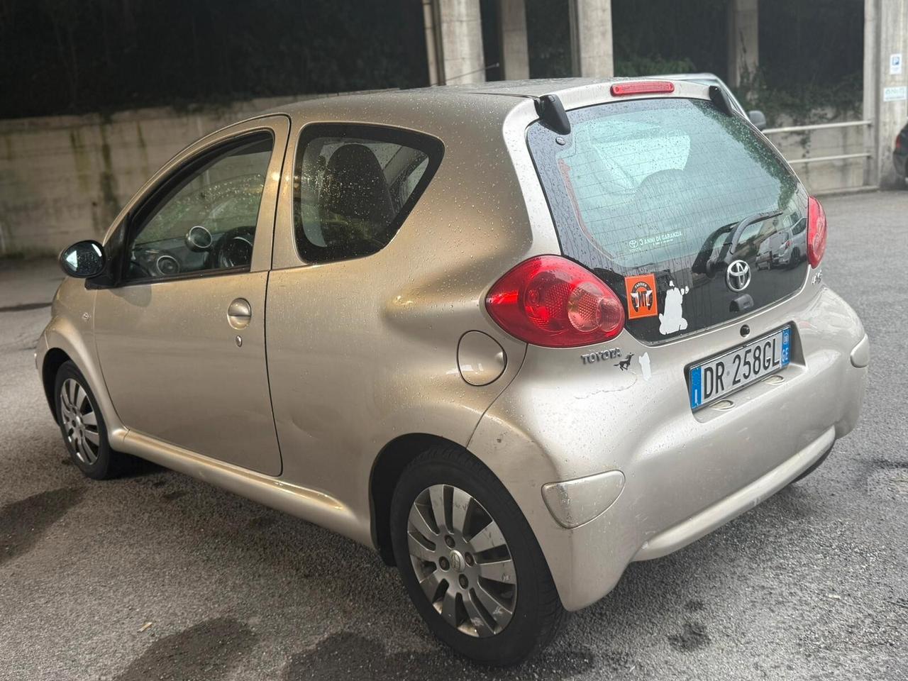 Toyota Aygo 1.0 12V VVT-i 3 porte Sound
