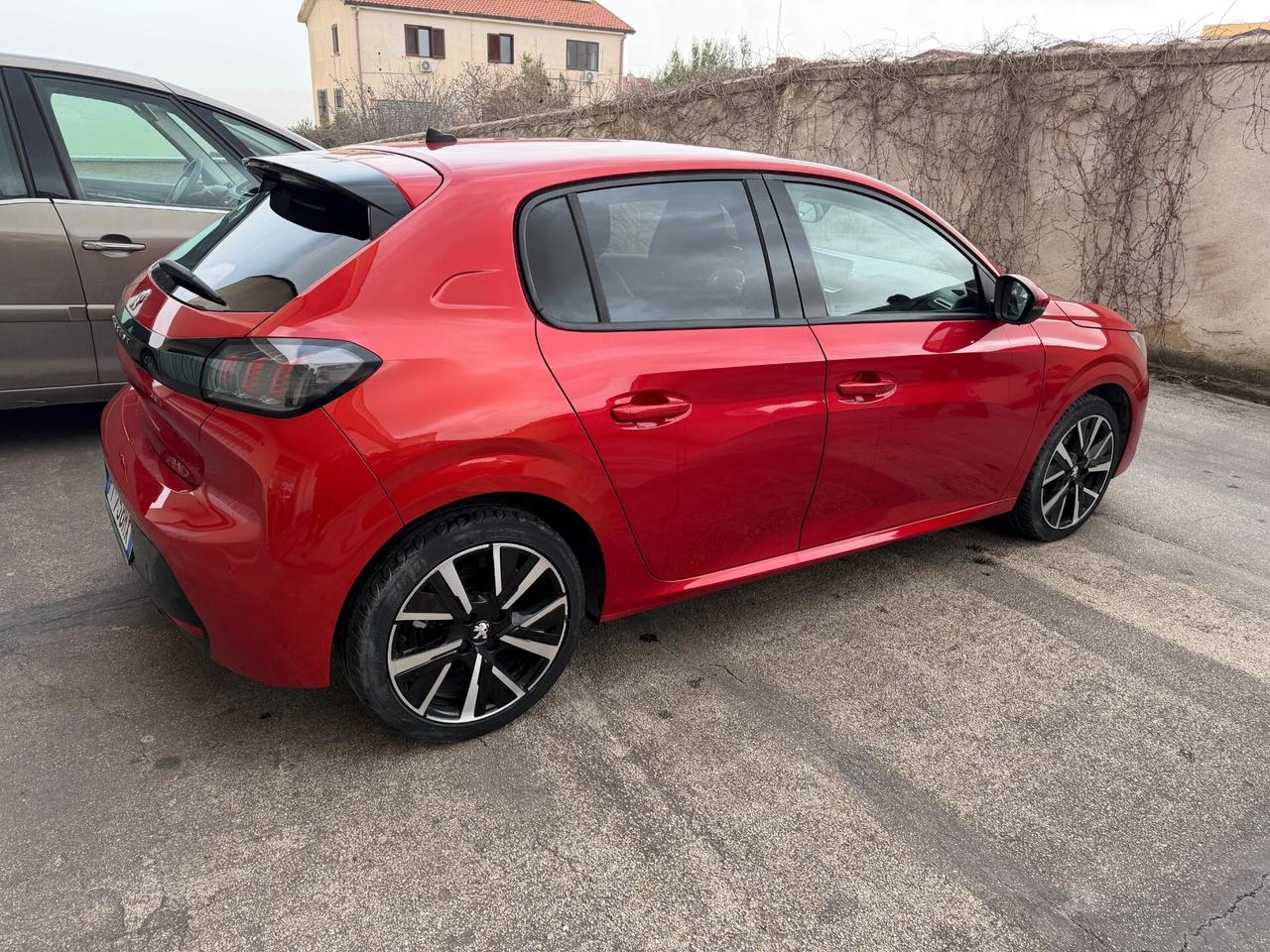 Peugeot 208 1.2 Benzina 5 porte