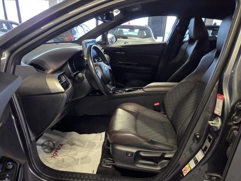 Toyota C-HR (2016-2023) 1.8 Hybrid E-CVT Lounge