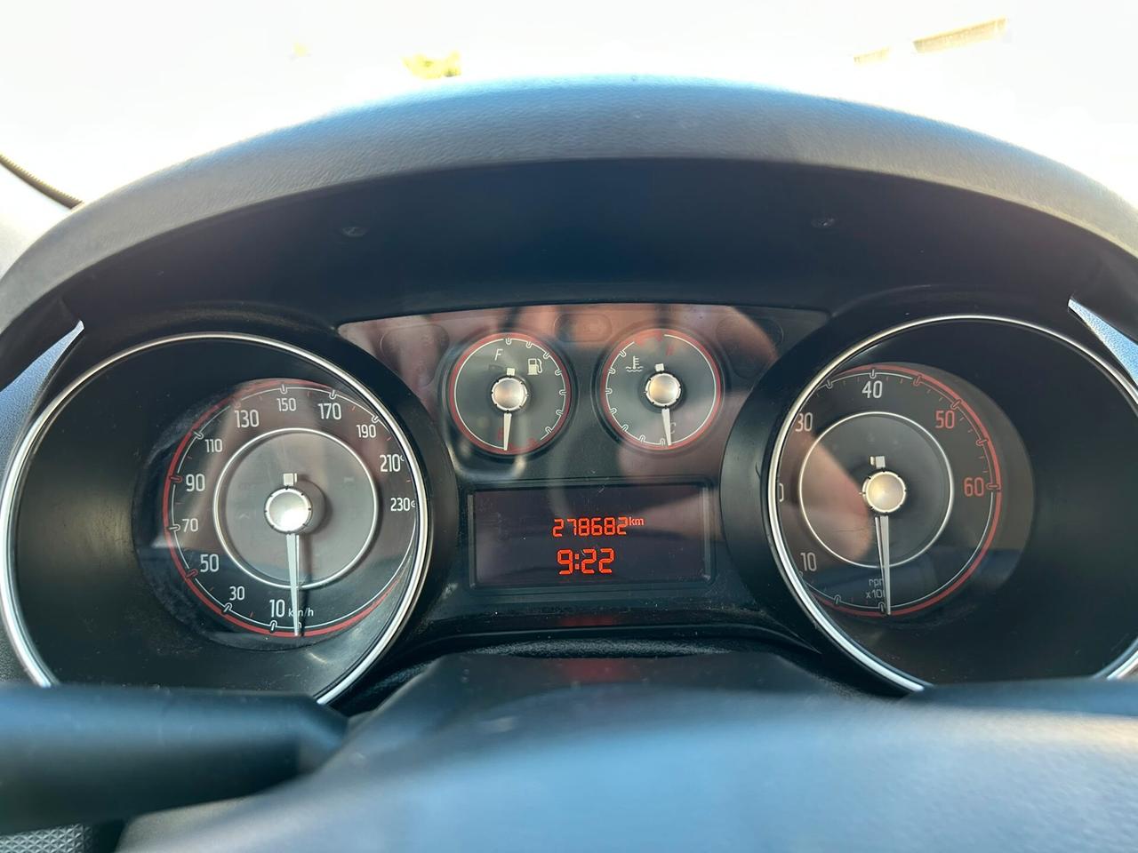 Fiat Punto 1.3 MJ 75 Cv 5 PORTE - 2015