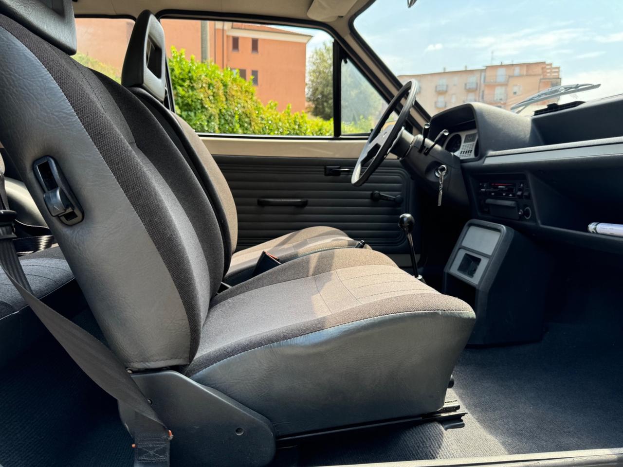 Ford Fiesta 900 Mk1 (1982) - ASI - Targhe Originali