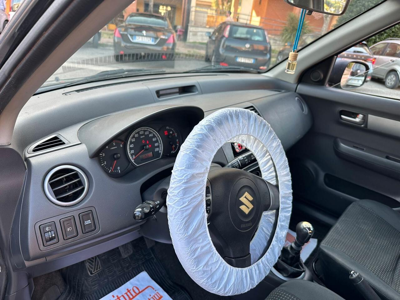 Suzuki Swift 1.3 DDiS 5p. 12 MESI DI GARANZIA