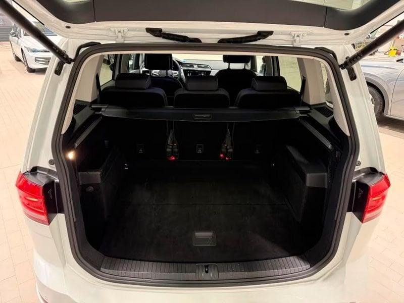 Volkswagen Touran 2.0 TDI SCR DSG R-LINE IQ LED MATRIX NAVI CAMERA COCKPIT