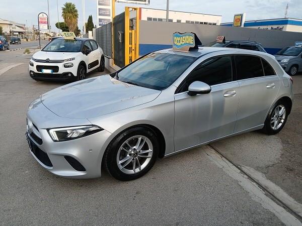 MERCEDES CLASSE 1.5 DIESEL 116 CV BUSINESS AUTOMATICO