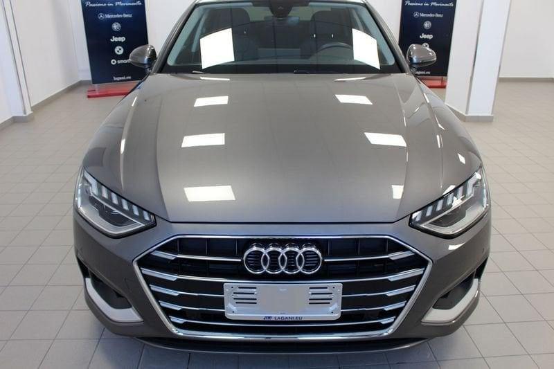 Audi A4 30 TDI Business Advanced