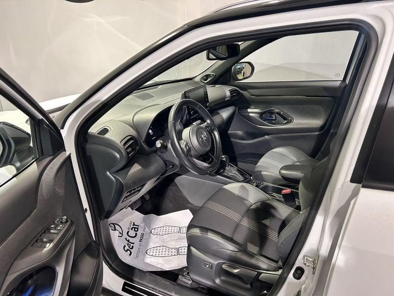 Toyota Yaris Cross 1.5h Adventure AWD-i E-CVT AZIENDALE + PEDANE LATERALI