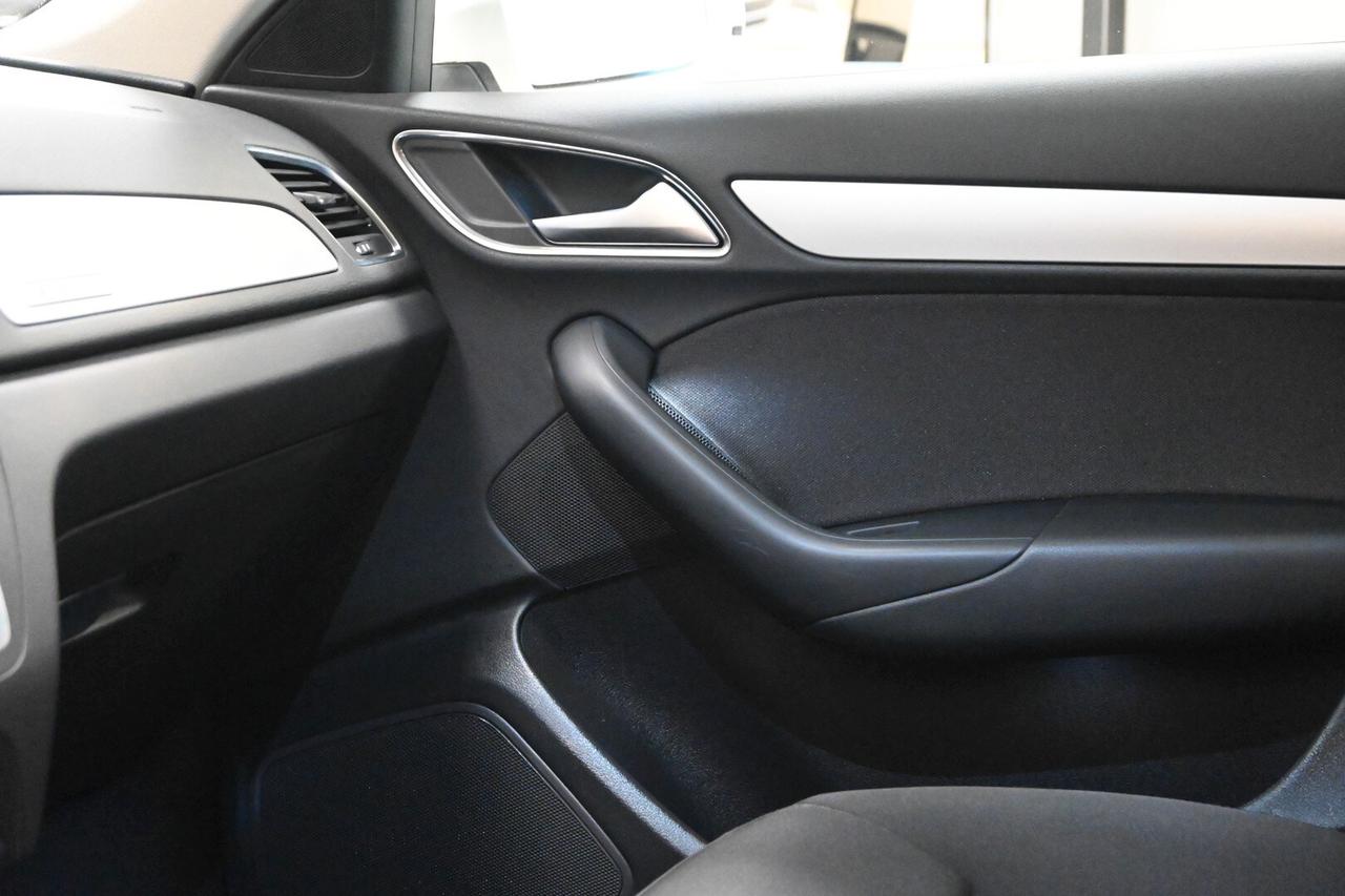AUDI Q3 Q3 2.0 TDI 150 CV quattro S tronic Busi...