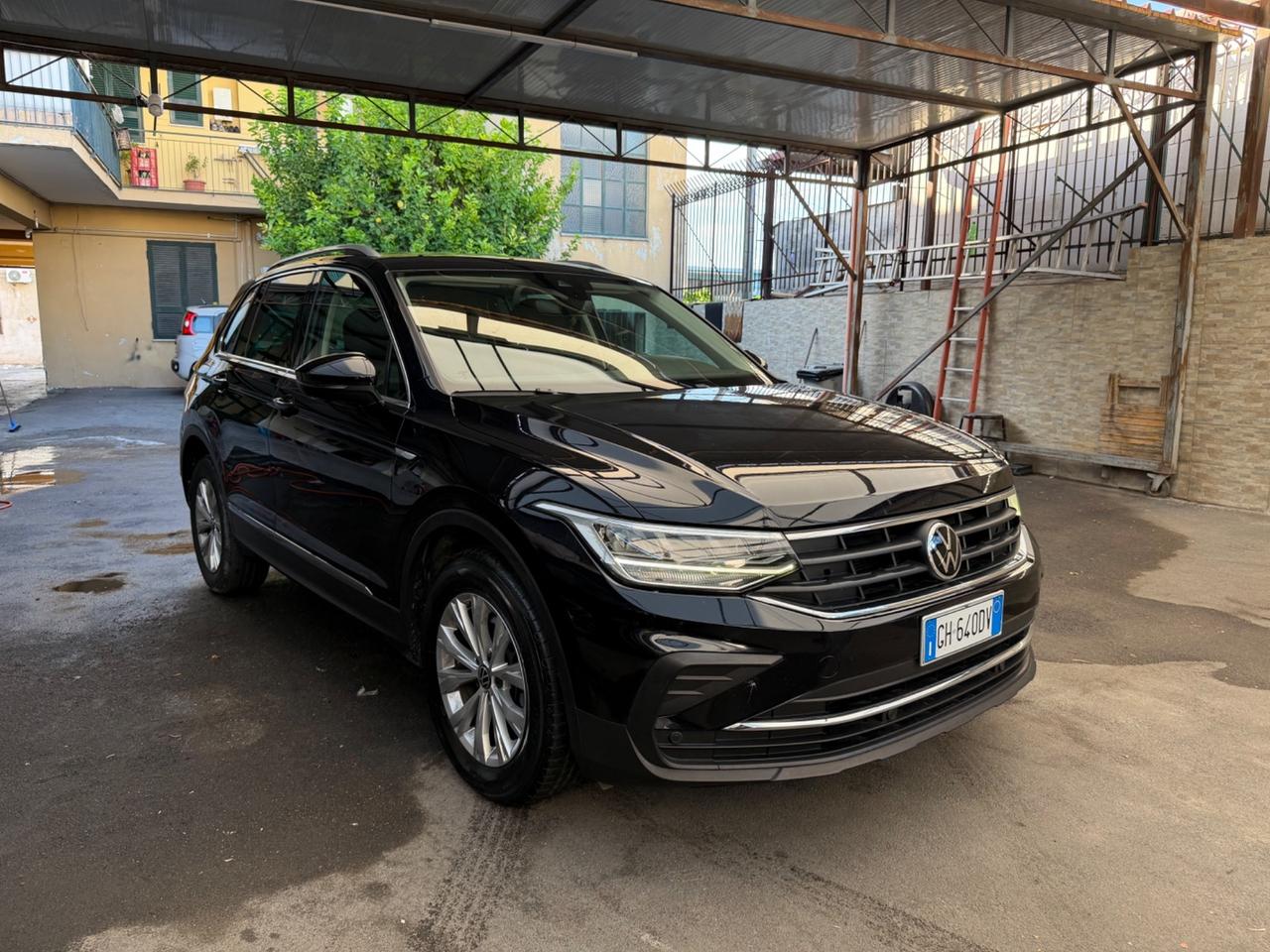 Volkswagen Tiguan 2.0 TDI 150 CV 2021