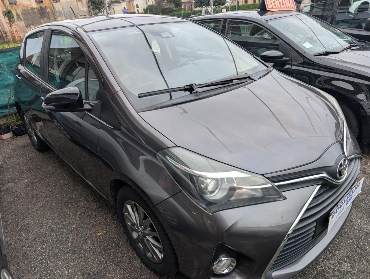 Toyota Yaris 1.0 5 porte Active