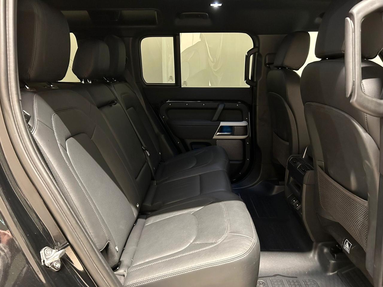 Land Rover Defender 110 3.0D I6 200 CV AWD Auto SE *AUTOCARRO!!*