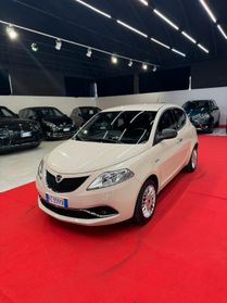 LANCIA YPSILON NEOPATENTATI