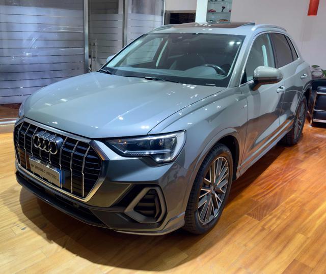 AUDI Q3 40 TDI quattro S tronic S line edition