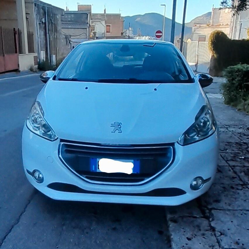 Peugeot 208 1.2 VTi 82 CV 3 porte Allure