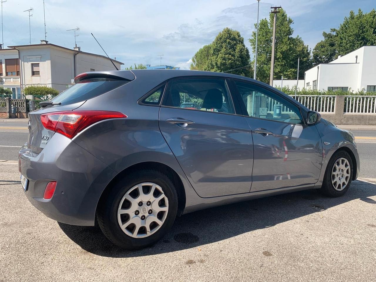 Hyundai i30 1.6 CRDi 5p. Comfort Neopat.