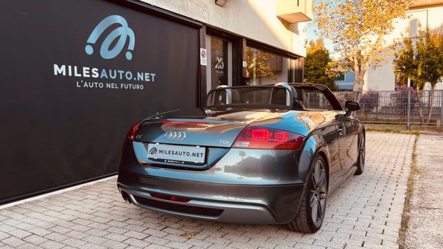 AUDI TT Roadster 2.0 TDI quattro S tronic 2 x S line 19"