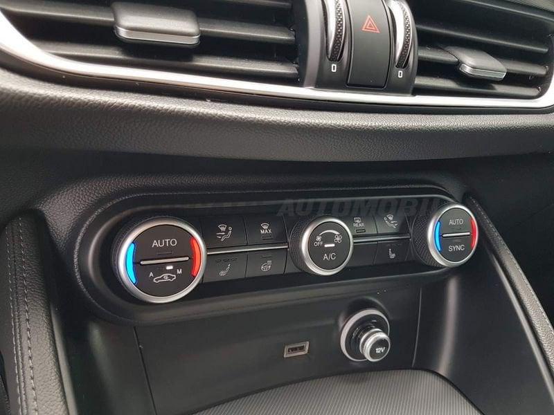 Alfa Romeo Stelvio Stelvio 2.2 t Veloce Q4 210cv auto