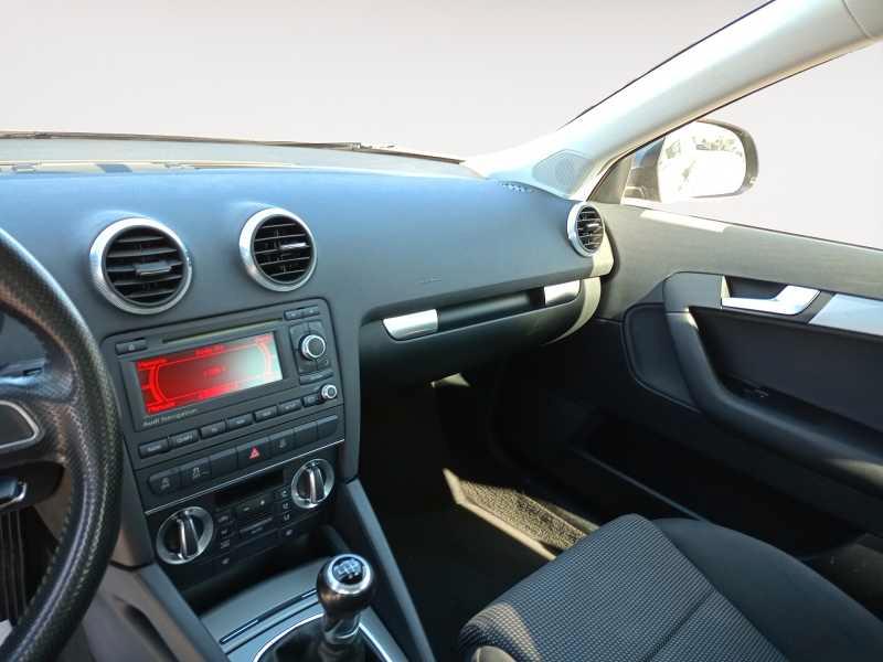 AUDI A3 Sportback 1.6 tdi Ambition