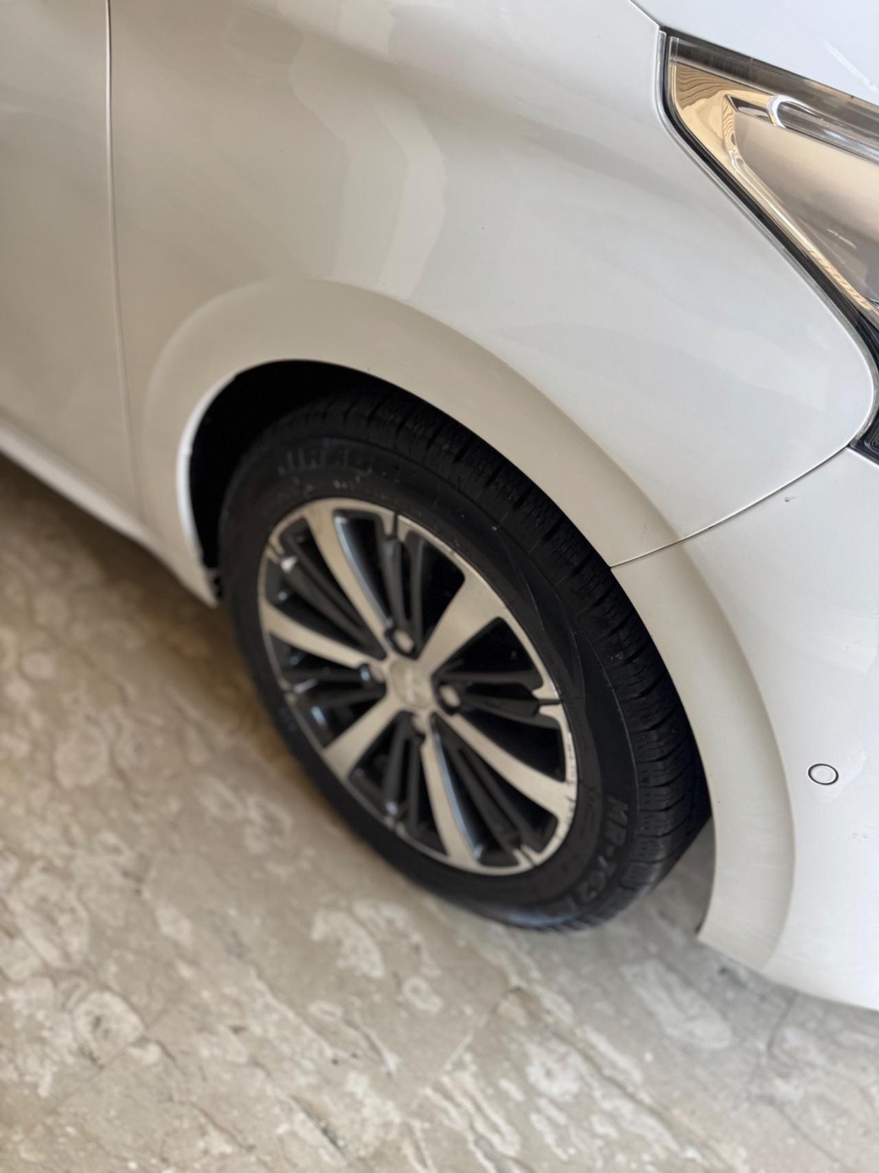 Peugeot 208 PureTech Turbo 110 S&S 5 porte Allure