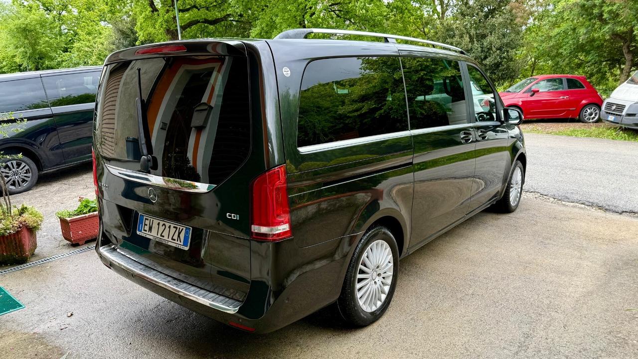 Mercedes-benz V 220 CDI Executive 8 posti