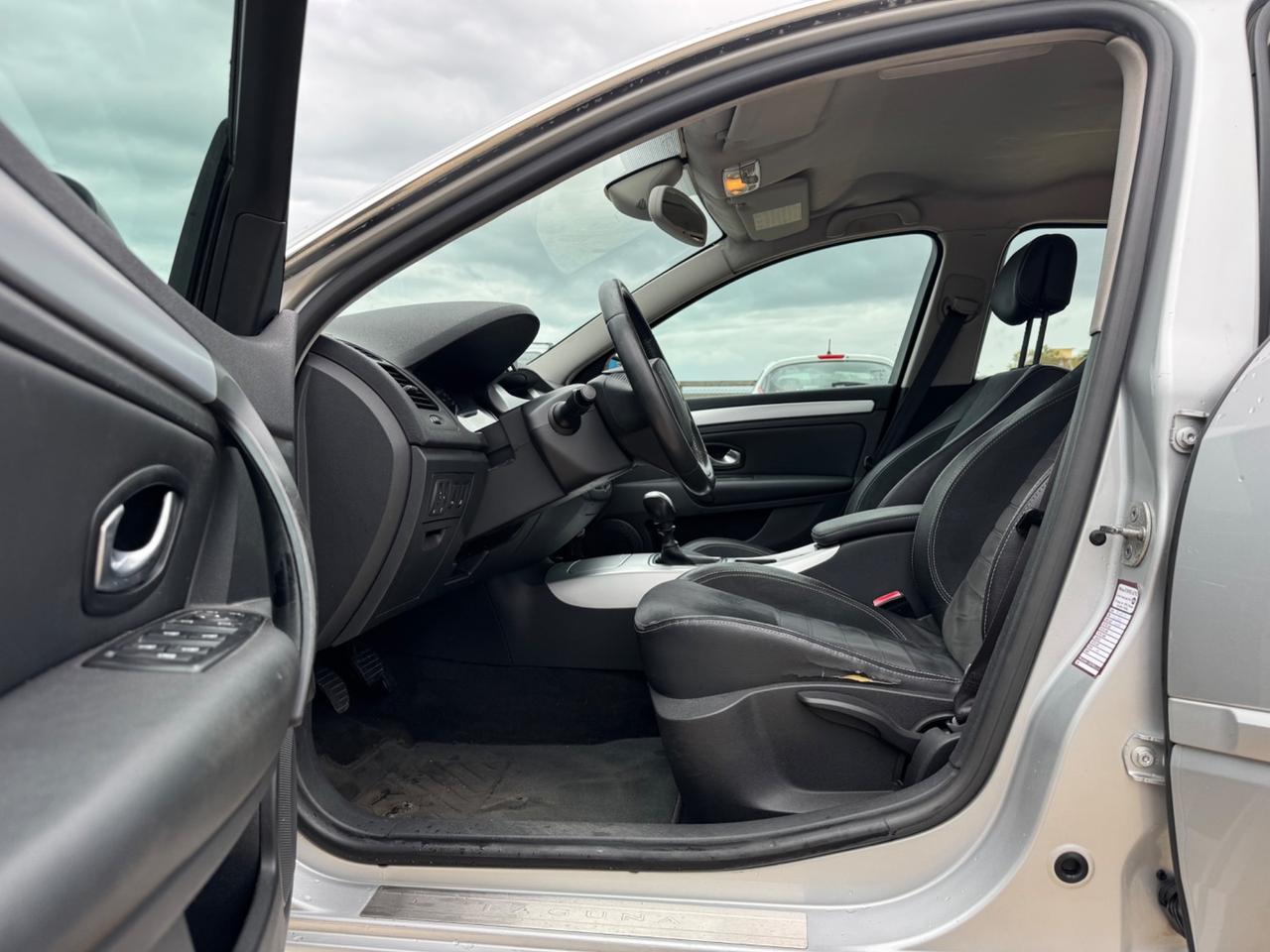 Renault Laguna 2.0 dCi 150CV SporTour Initiale