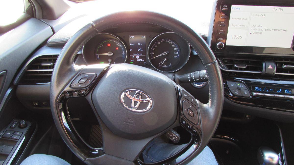 TOYOTA - C-HR - 1.8 Hybrid E-CVT Trend OMOLOGATA AUTOCARRO