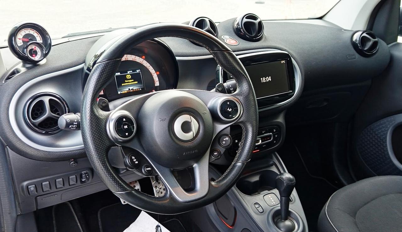 Smart ForTwo 70 1.0 twinamic Passion Tetto-Navi-Camera-R16"-Block Shaft