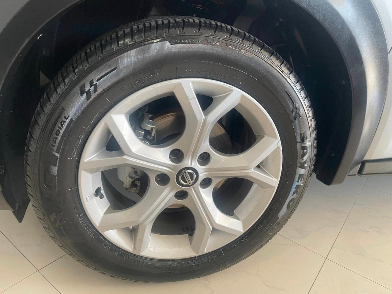 Nissan Juke 1.0 DIG-T 114 CV N-Connecta
