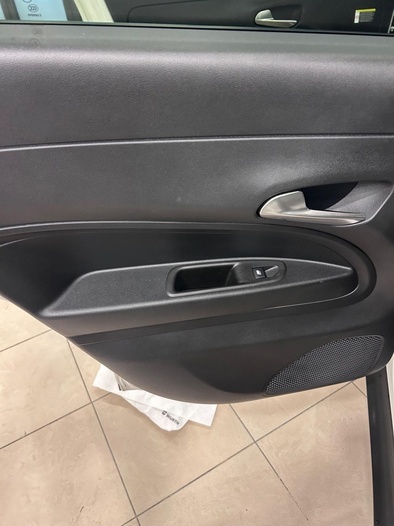 Fiat 600 Hybrid 110 CV DCT MHEV La Prima