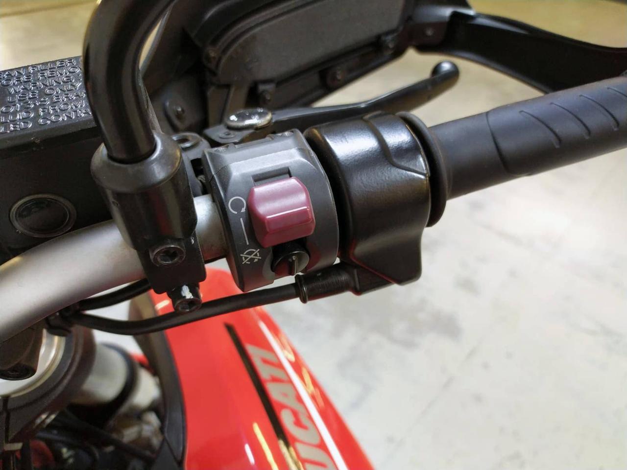 DUCATI Hyperstrada 939 SP