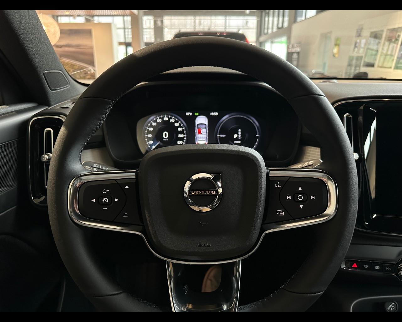 VOLVO XC40 XC40 Recharge Core T5 AUT