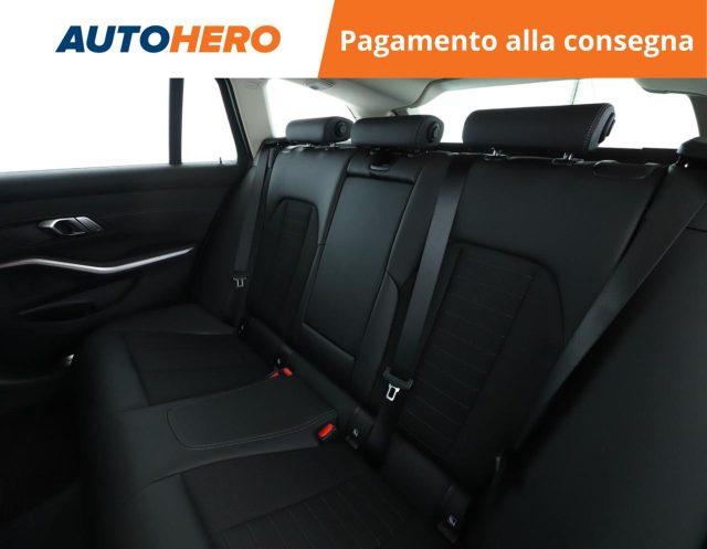 BMW 330 i xDrive Touring Sport