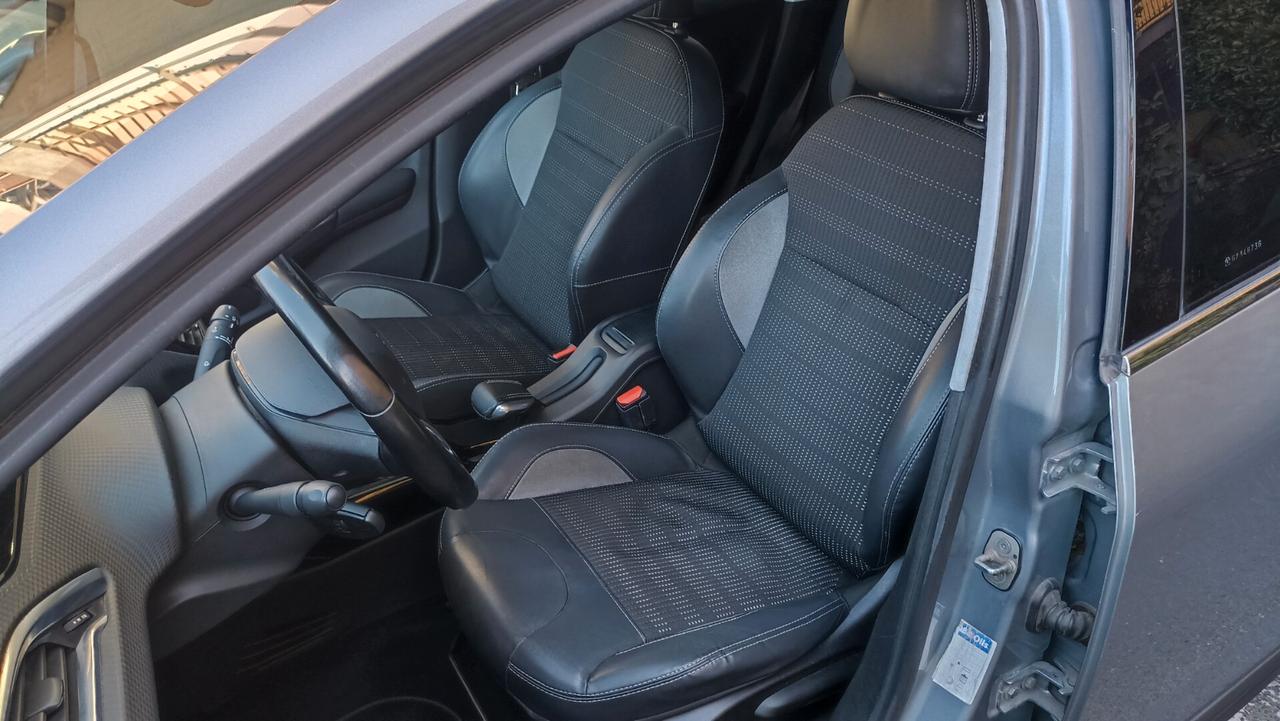 Peugeot 2008 BlueHDi 120 S&S Allure