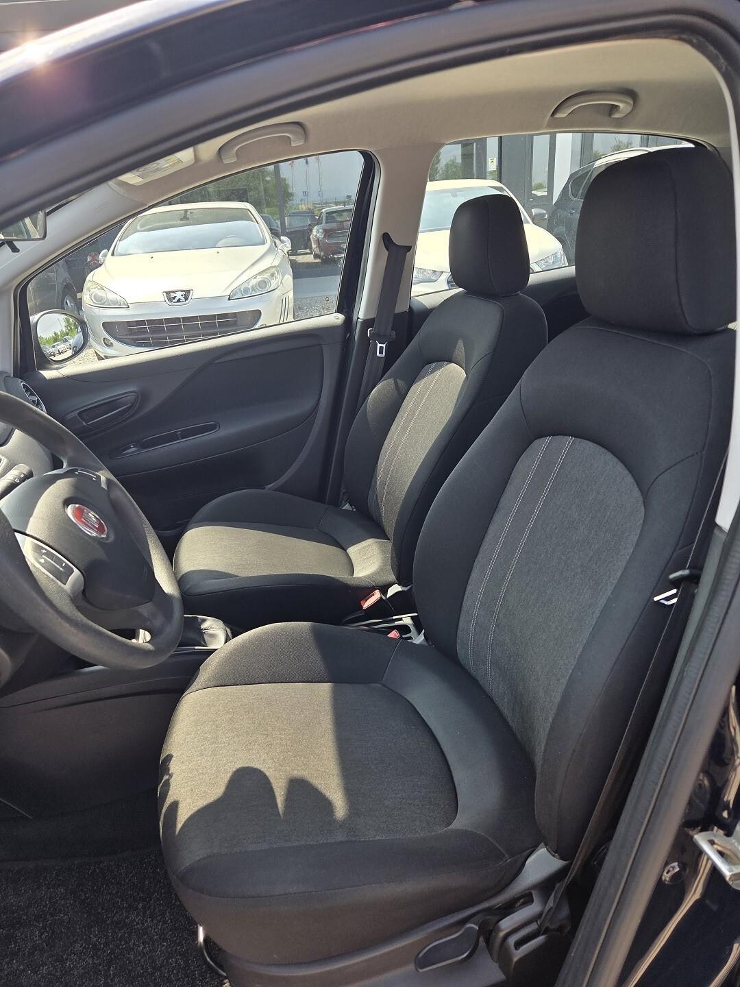 FIAT PUNTO 1.2 BENZINA DEL 2014