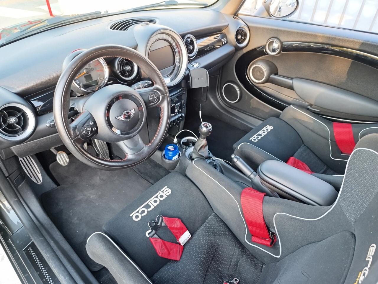 Mini John Cooper Works 211cv #GM