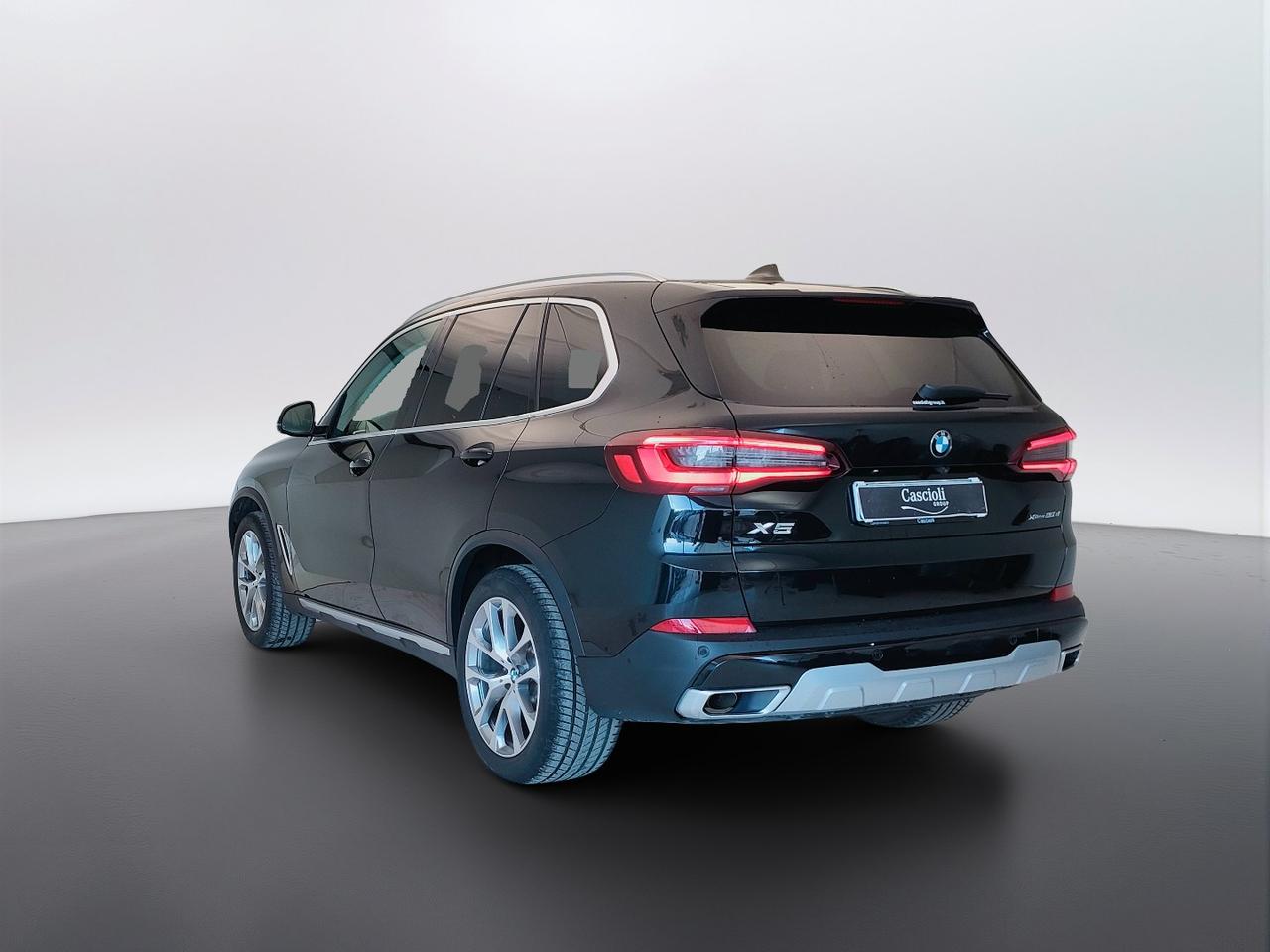 BMW X5 G05 2018 - X5 xdrive25d xLine auto