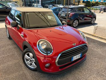"UNA CHICCA" Mini 1.5 One D Hype