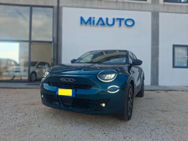 Fiat 600 Hybrid, La Prima