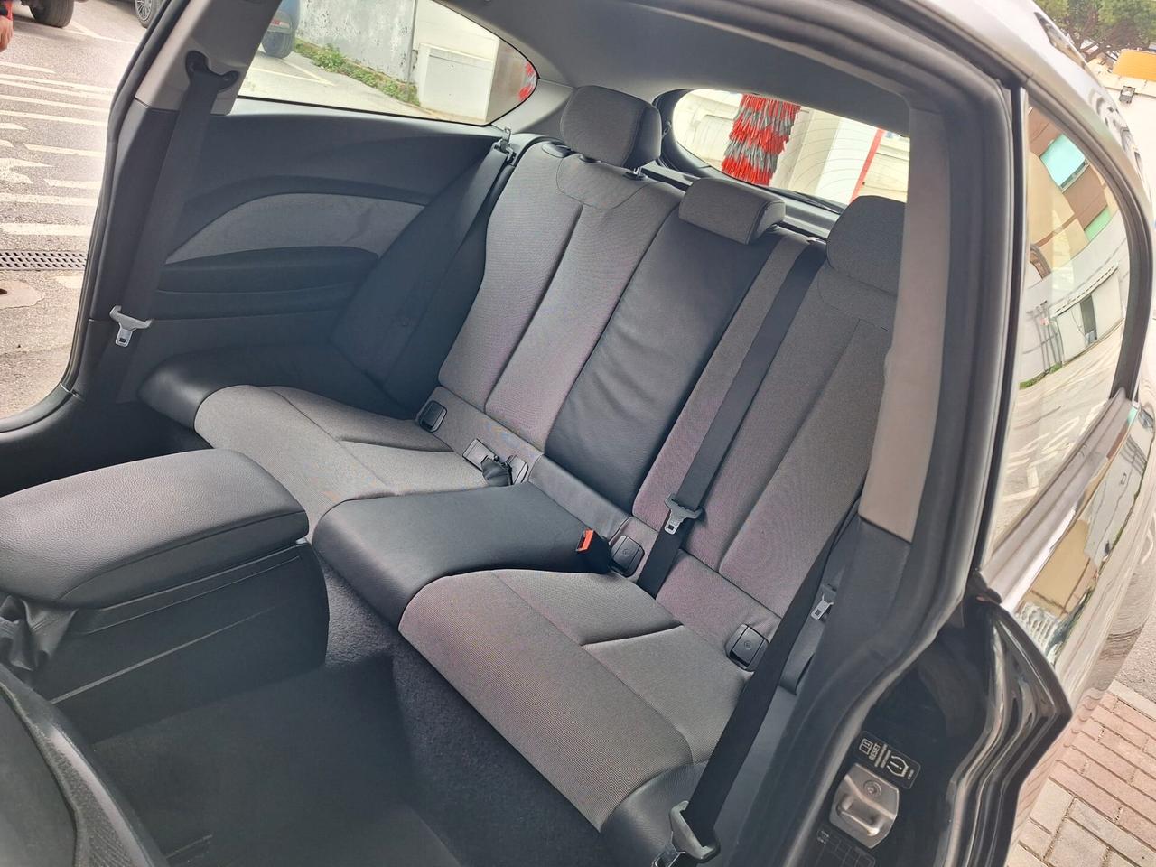 BMW 116d Urban 116CV 2014 – 4 CILINDRI-Navi Pelle Keyless PDC Tagliandi BMW