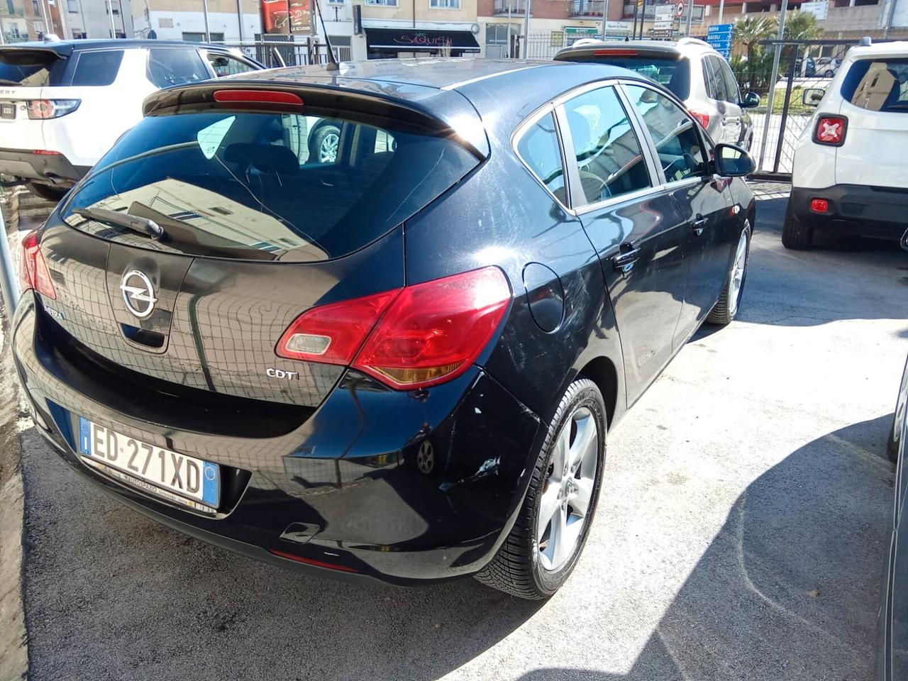 Opel Astra 1.7 CDTI 110CV 5 porte Cosmo