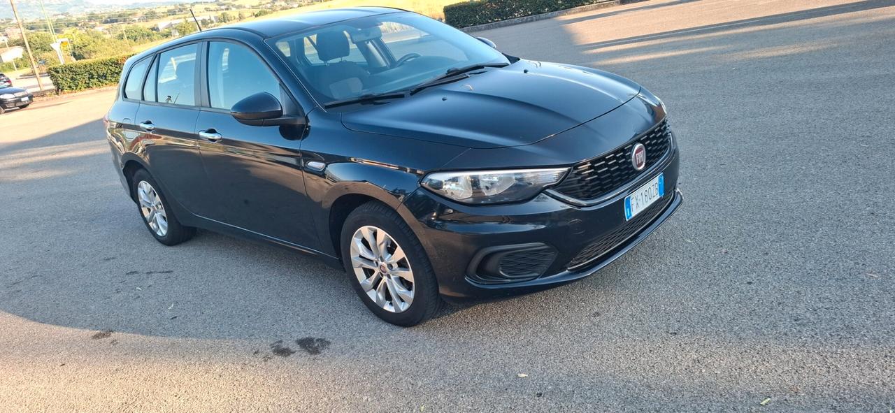 Fiat Tipo 1.6 Mjt S&S SW Lounge