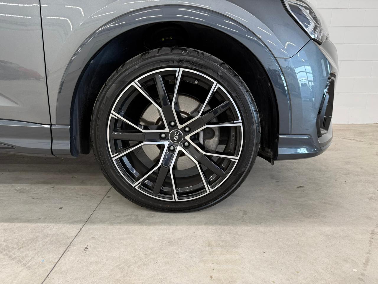 Audi Q3 45 TFSIe S-Tronic S-Line Edition