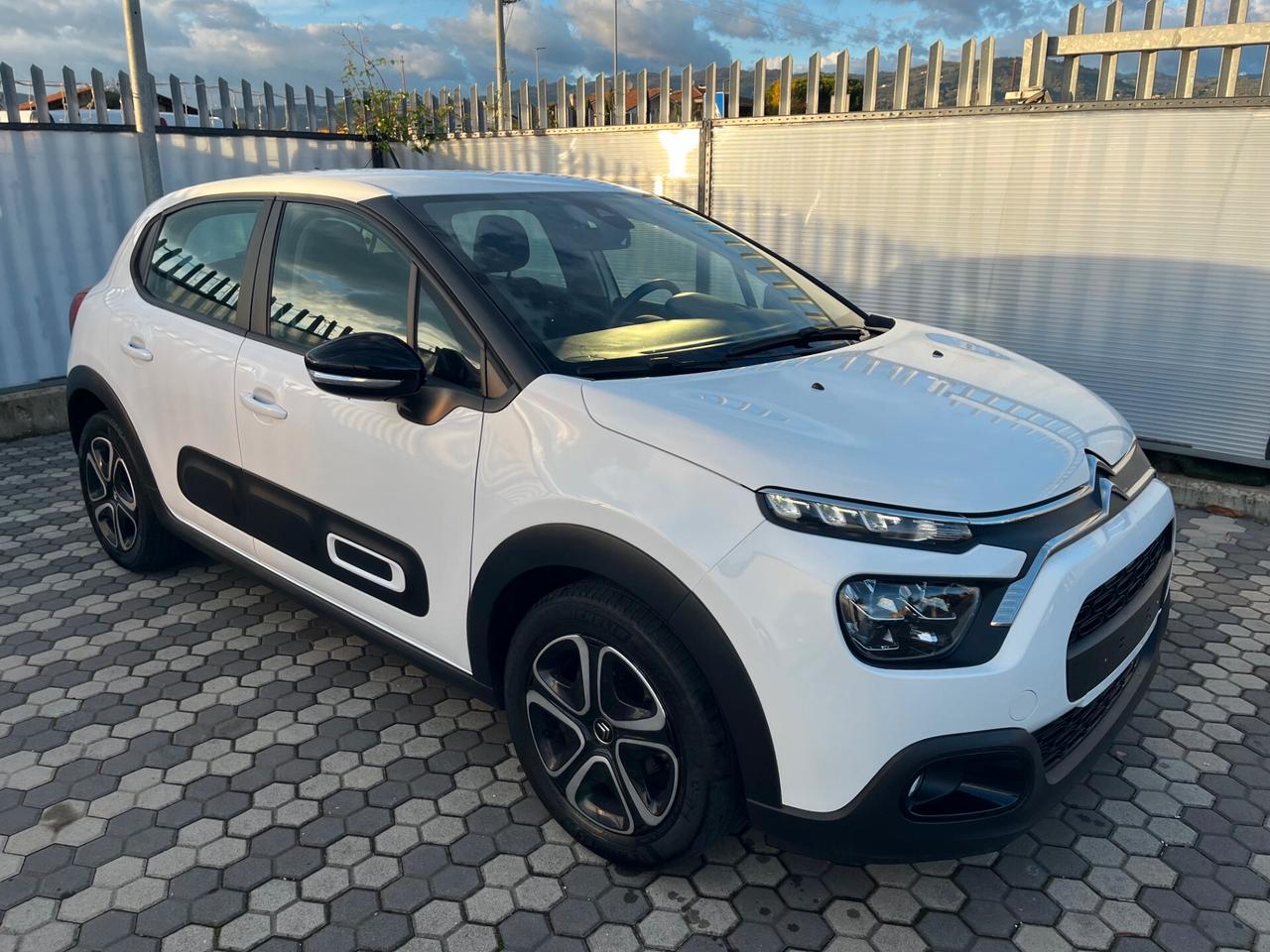 Citroen C3 1.2 110CV PLUS